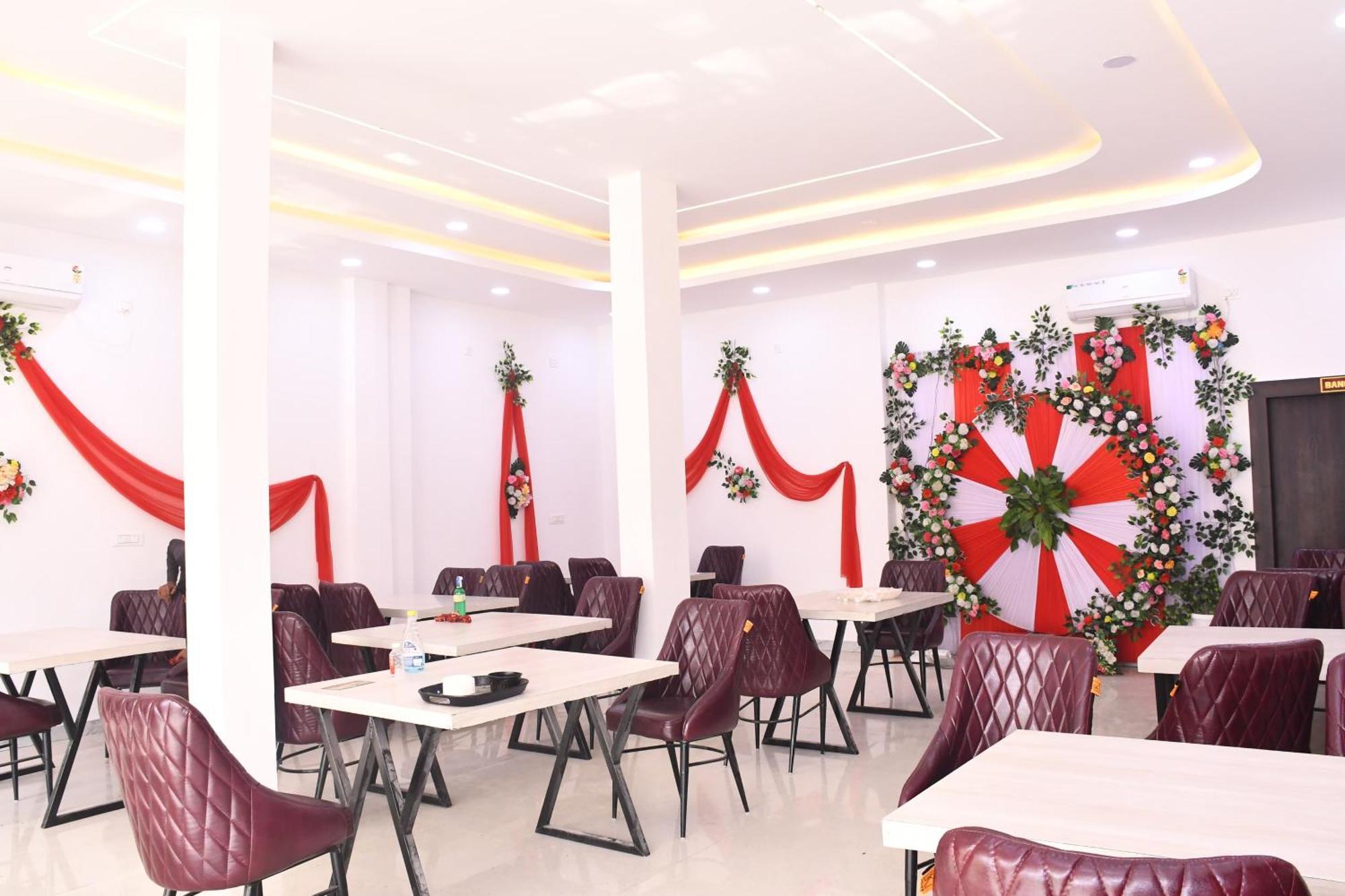 Hotel Dev International Khalilabad エクステリア 写真